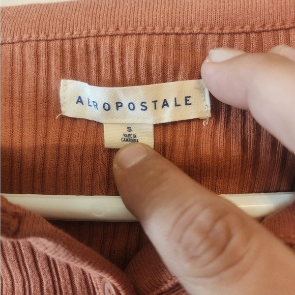 Aeropostale Ribbed  top size small - Picture 3 of 3